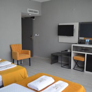 Lizbon Hotel